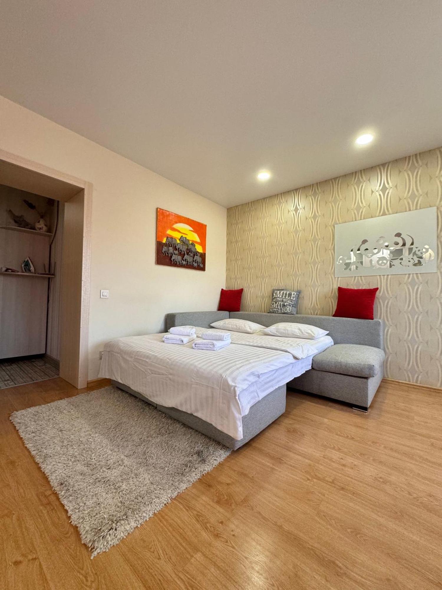 Apartpoltava Затишна 1-Кімнатна Студія,Новобудова В Самому Центрі Міста, Банківський Чек ภายนอก รูปภาพ